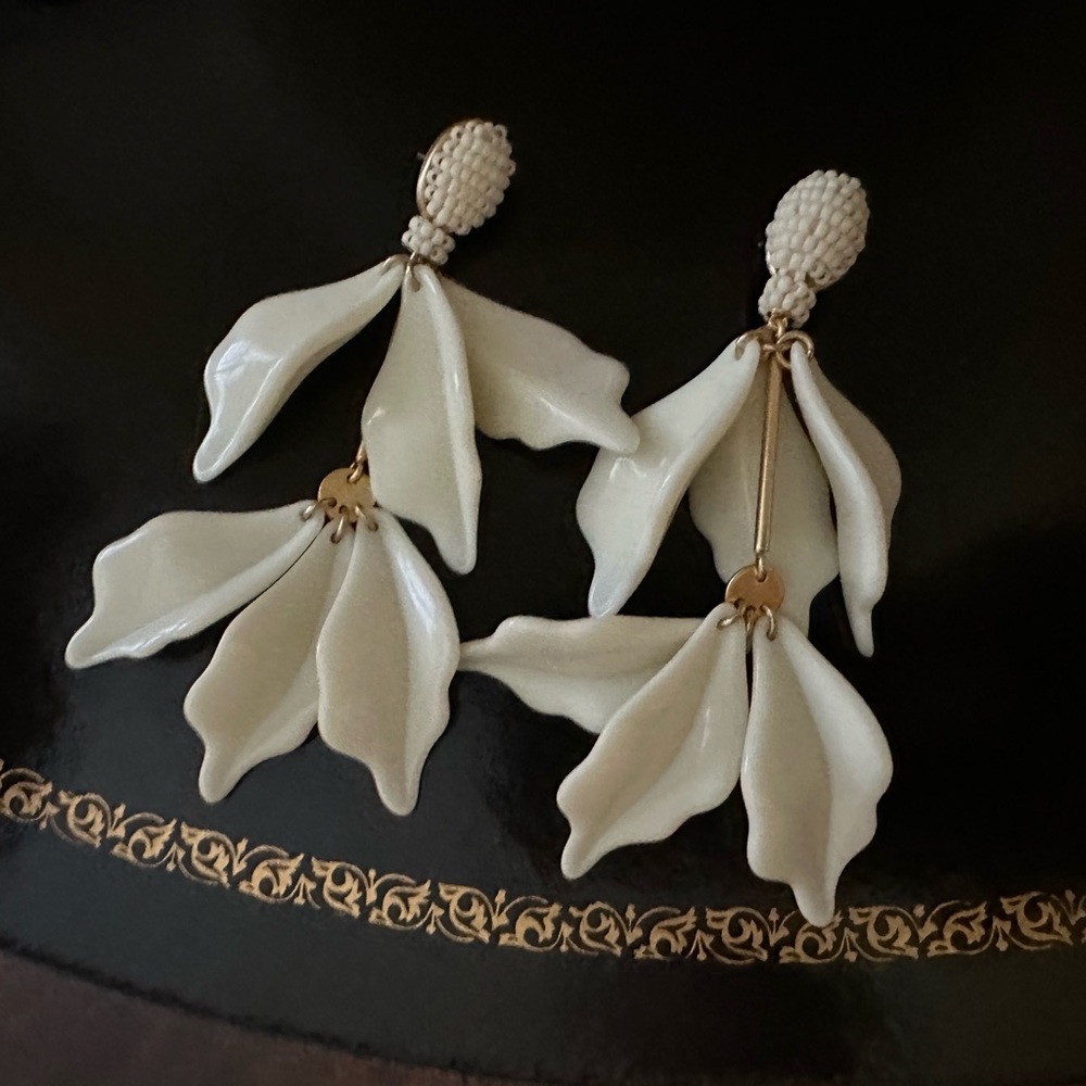 Tuckernuck Earrings